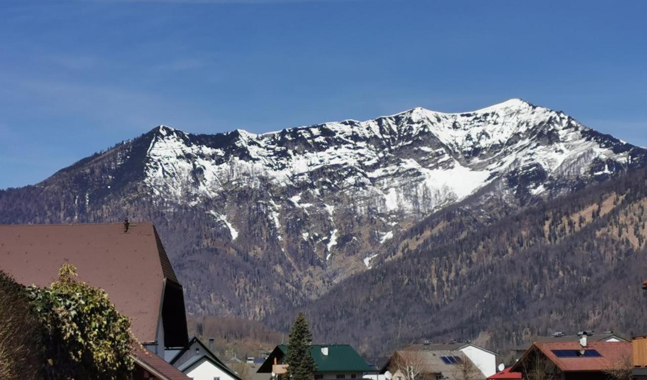 Ferienwohnung Bergsonne Mit Sonnenbalkon Und Tiefgaragen Parkplatz Bad Ischl Extérieur photo