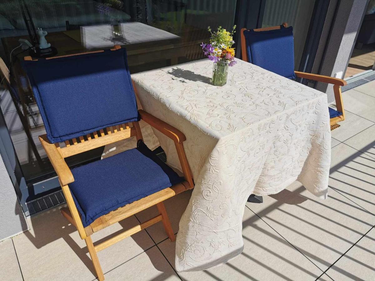 Ferienwohnung Bergsonne Mit Sonnenbalkon Und Tiefgaragen Parkplatz Bad Ischl Extérieur photo